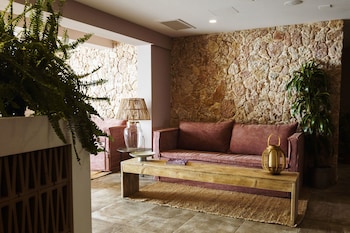 icon valparaiso adults only