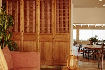 icon valparaiso adults only