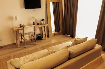 icon valparaiso adults only