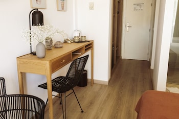 icon valparaiso adults only