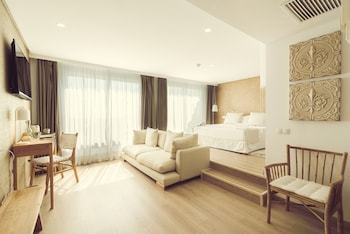 icon valparaiso adults only