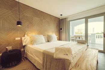 icon valparaiso adults only