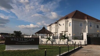 whytescape serviced apartments