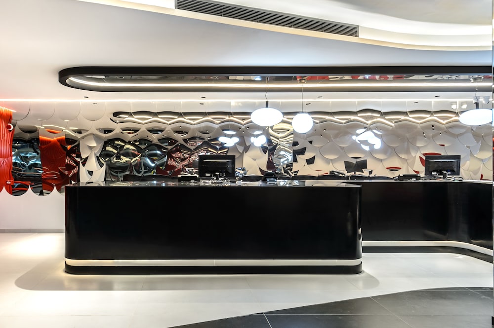 hotel vibra district adults only