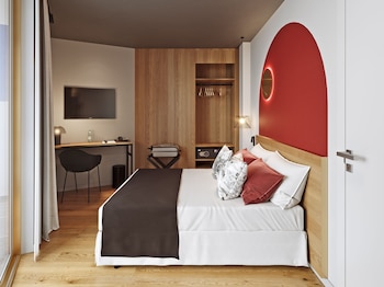 hotel vibra district adults only