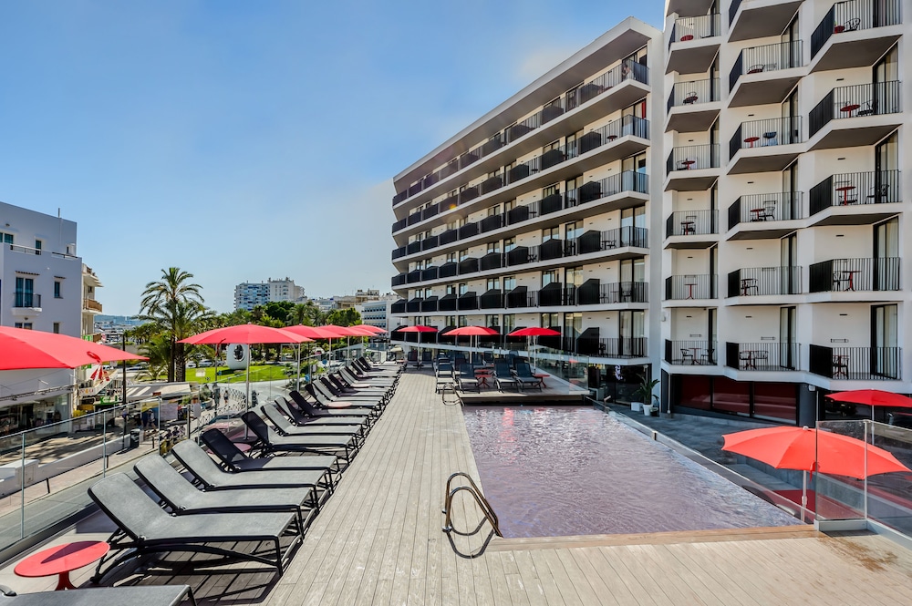 hotel vibra district adults only
