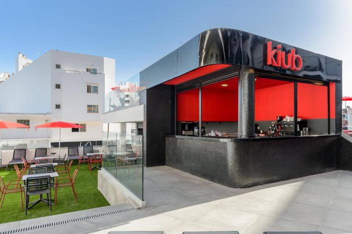 hotel vibra district adults only