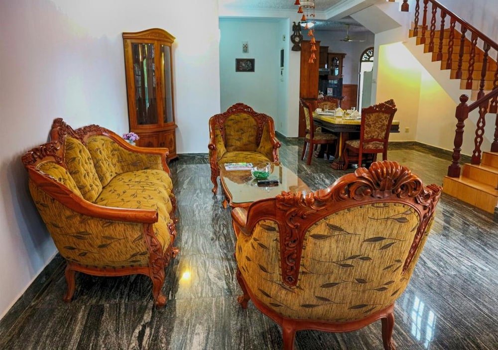 villa de negombo