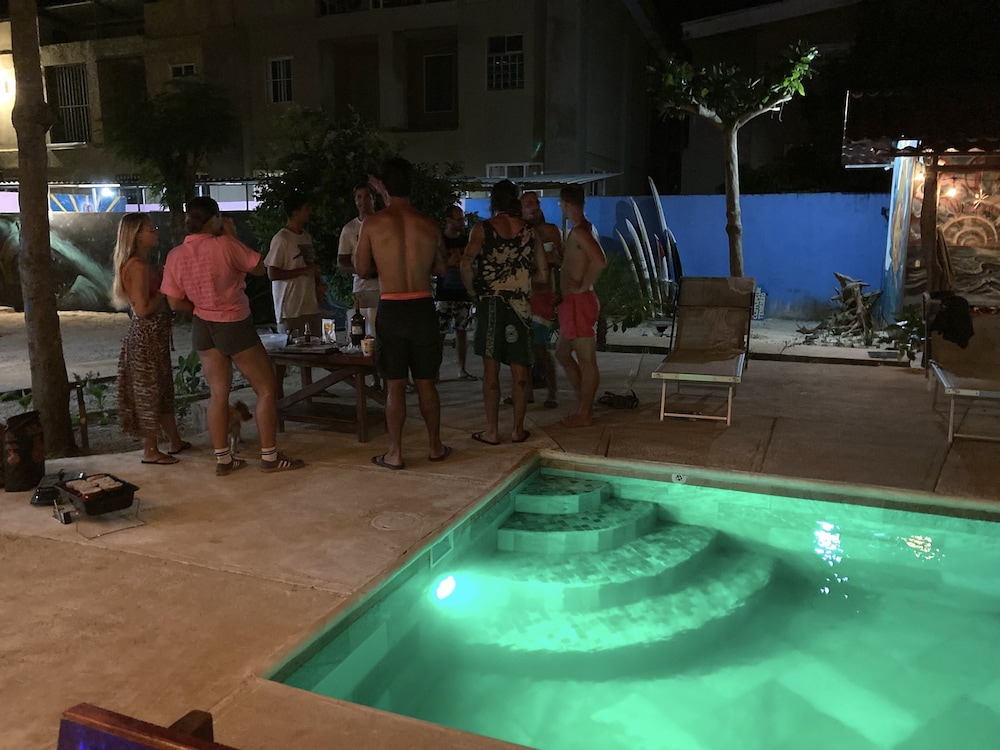 tamahostel and glamping