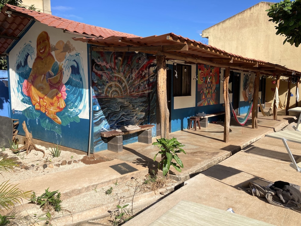 tamahostel and glamping