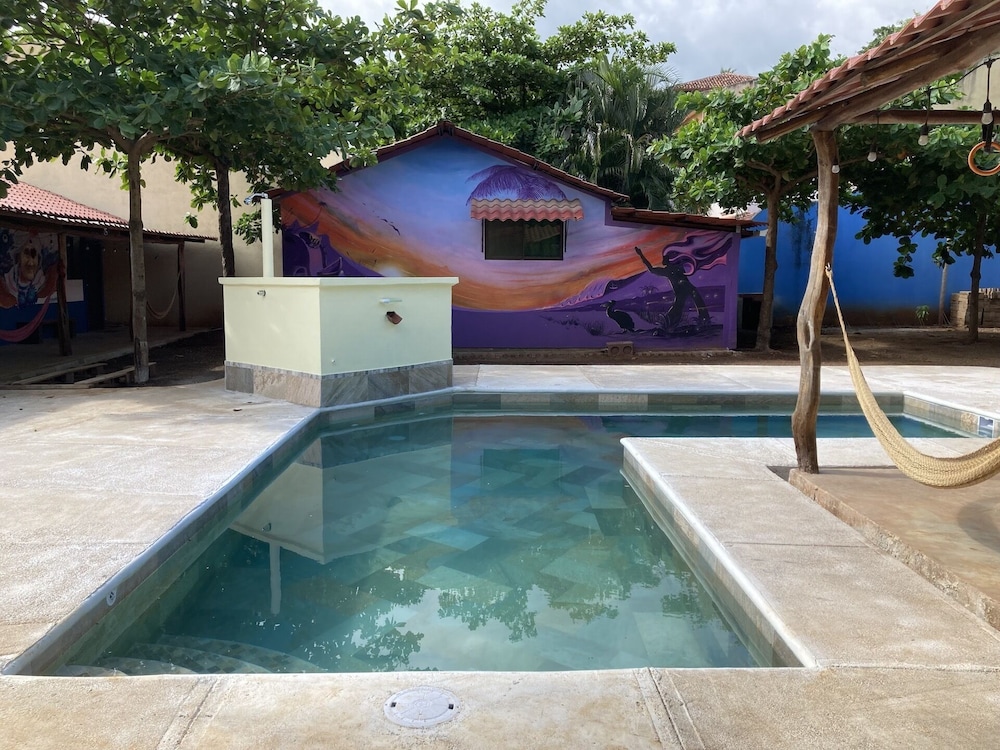 tamahostel and glamping