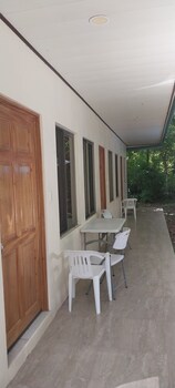 casa taupe