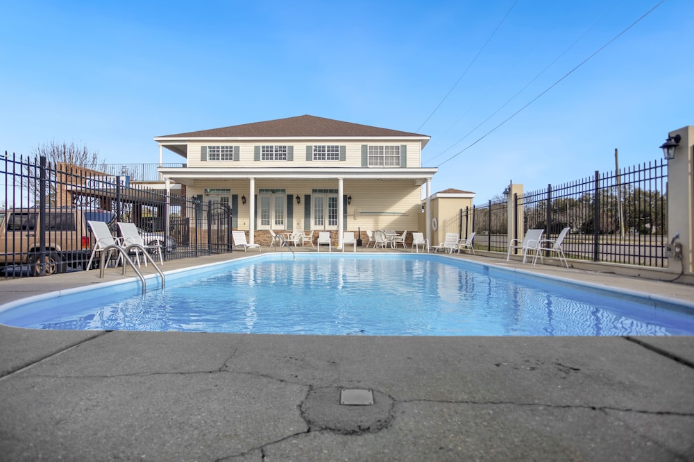 edgewater inn