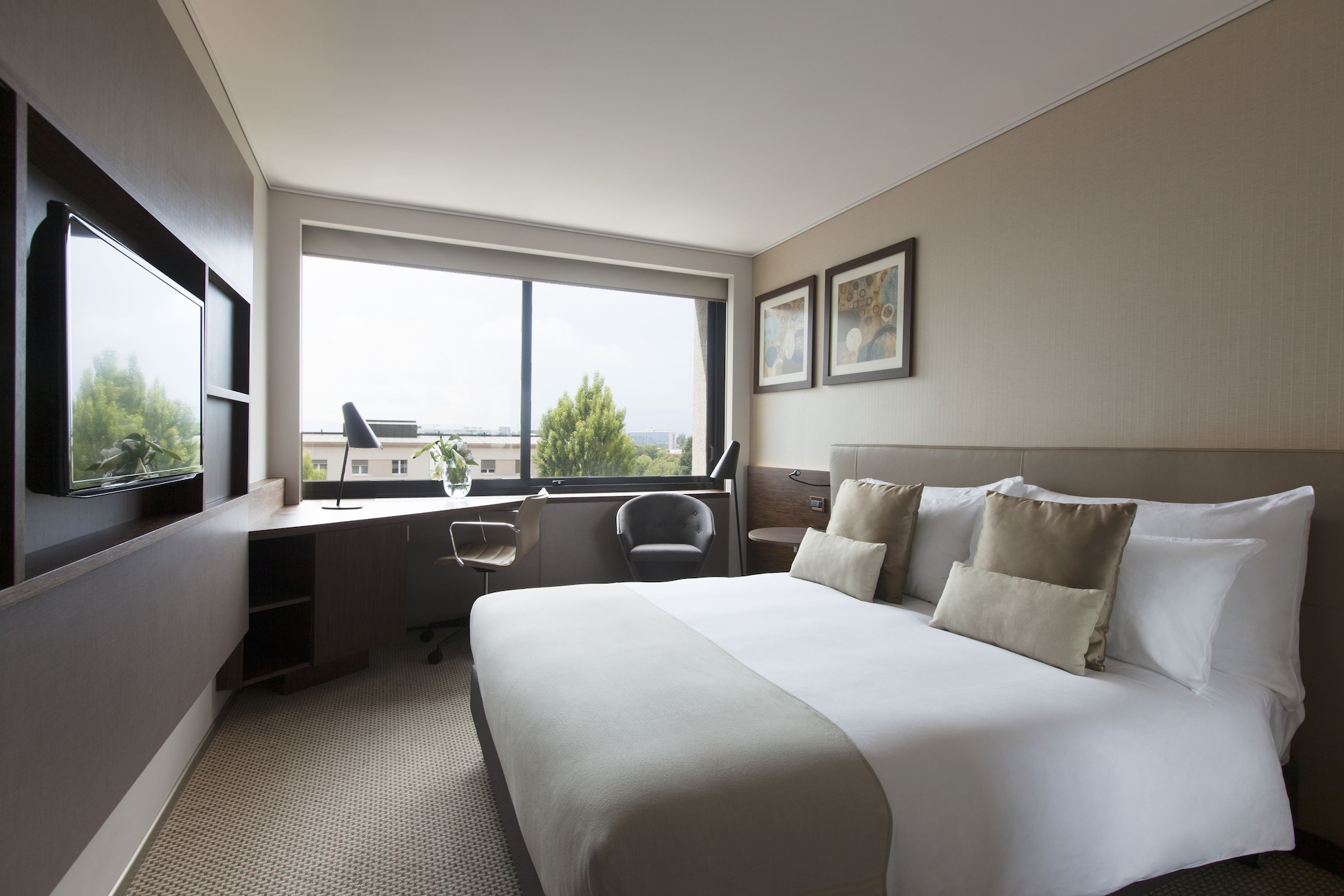 crowne plaza geneva by ihg