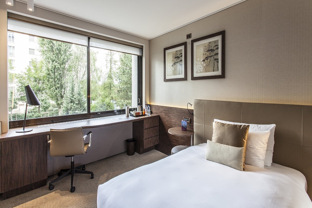 crowne plaza geneva by ihg