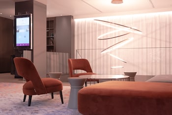 Crowne Plaza Geneva By Ihg,Cointrin>>Ain,5 star