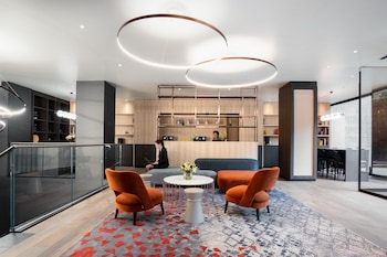 Crowne Plaza Geneva By Ihg,Cointrin>>Ain,5 star