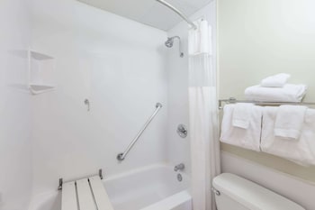 Ramada Plaza By Wyndham Albany,Albany County>>Albany,3 star