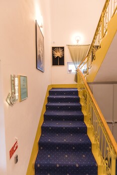 aria prestige boutique