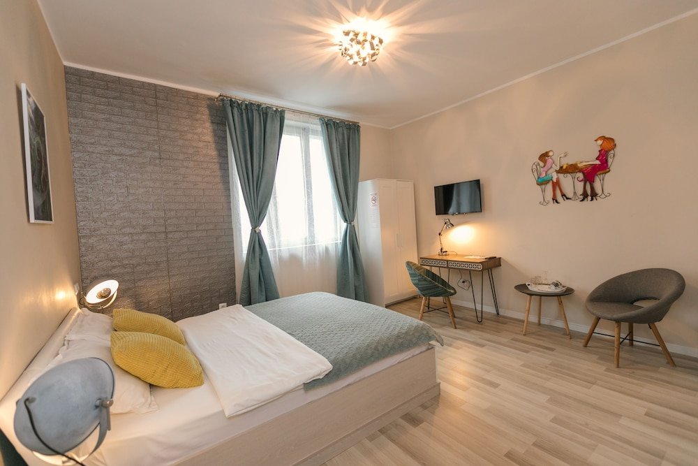 aria prestige boutique