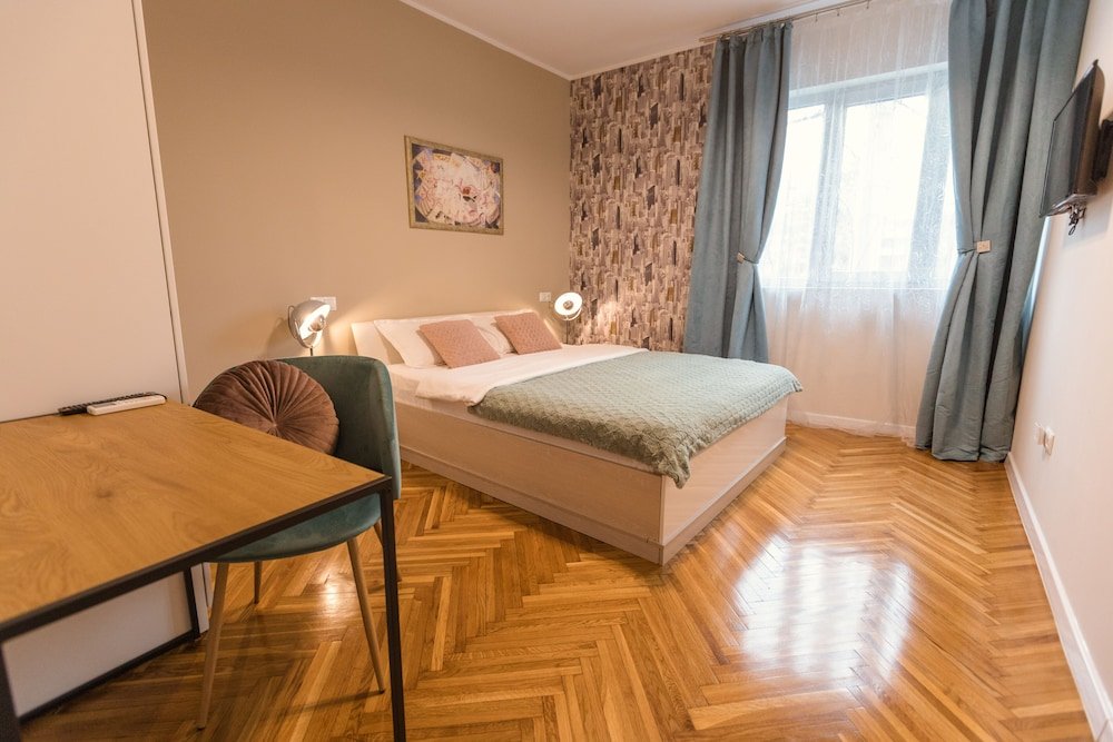 aria prestige boutique