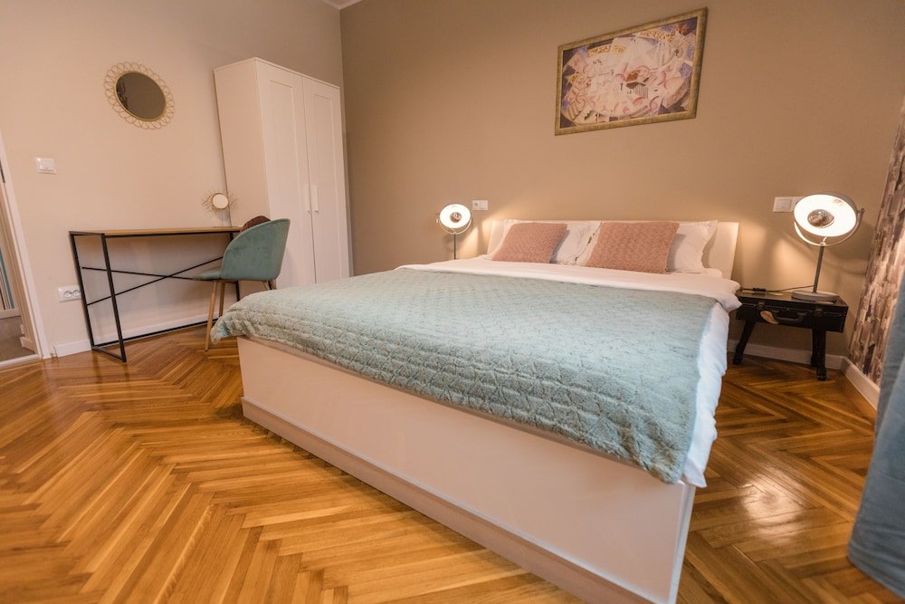 aria prestige boutique