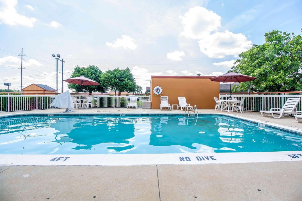 quality inn jackson