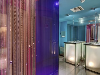 polis grand hotel
