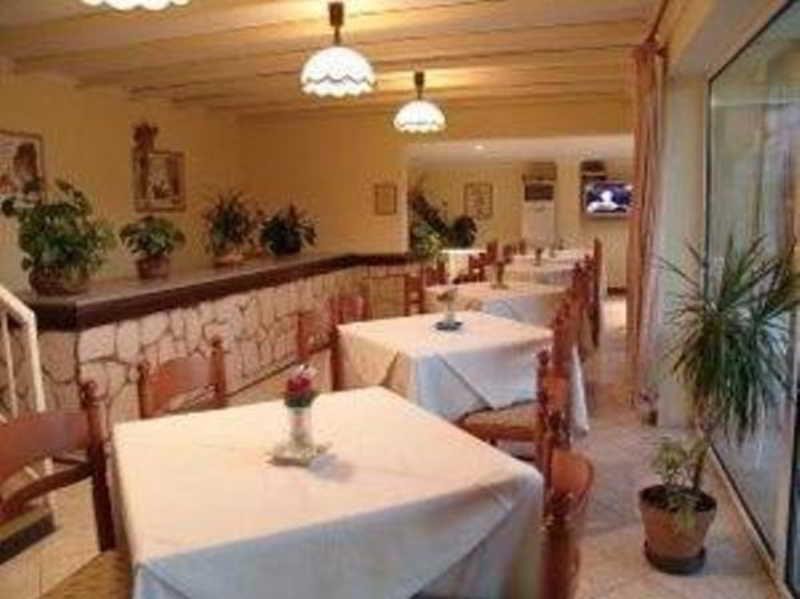 Parthenis Riviera Hotel,Attica>>Athens,2 star