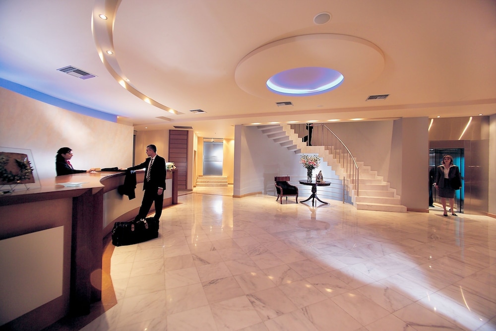 dekelia hotel