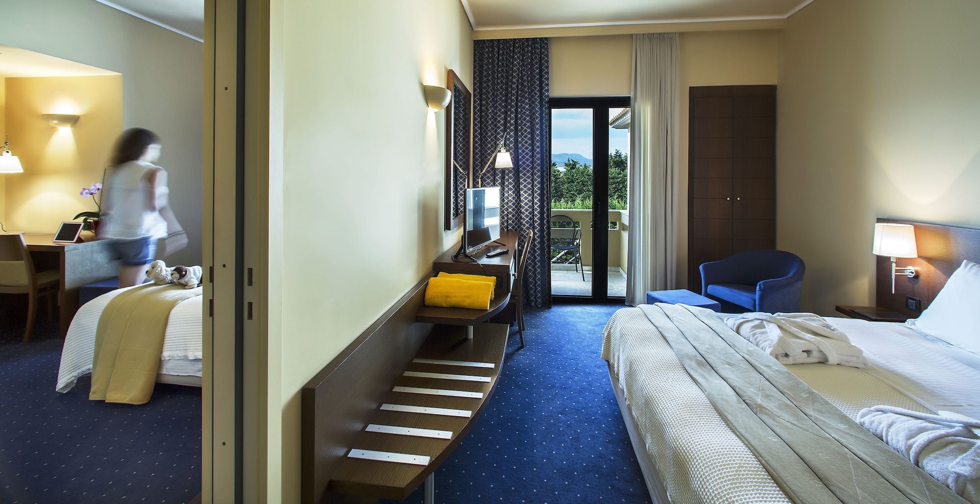 dekelia hotel