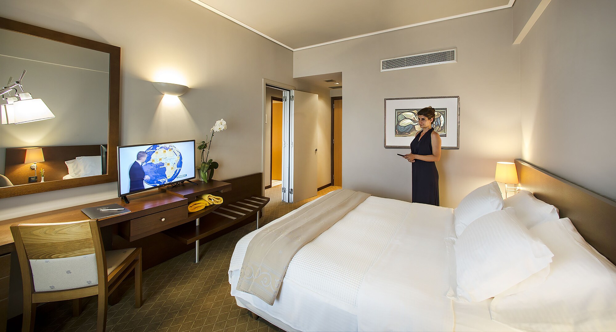 dekelia hotel