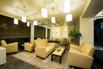 pines hotel