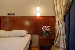 pines hotel