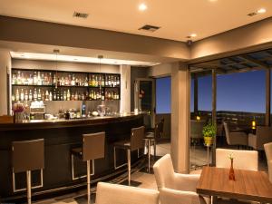 athens way pop art hotel