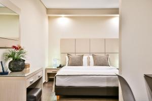 athens way pop art hotel