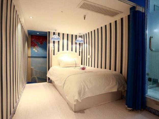 jinglai hotel shanghai peoples square nanjing road pedestrian street