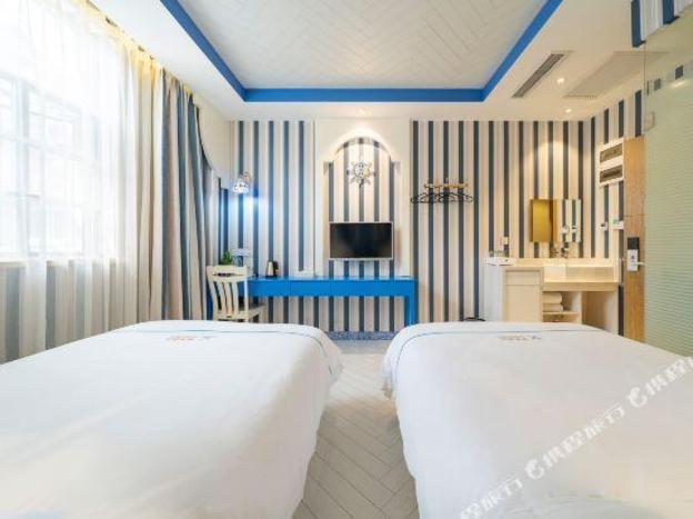 jinglai hotel shanghai peoples square nanjing road pedestrian street