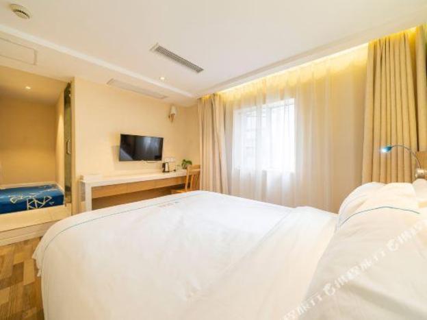 jinglai hotel shanghai peoples square nanjing road pedestrian street