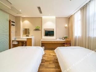 jinglai hotel shanghai peoples square nanjing road pedestrian street