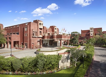 itc rajputana a luxury collection hotel jaipur