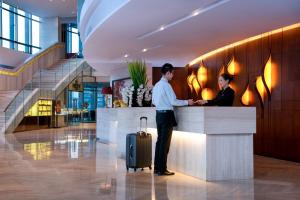 shenzhen huaqiang plaza hotel