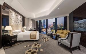 shenzhen huaqiang plaza hotel