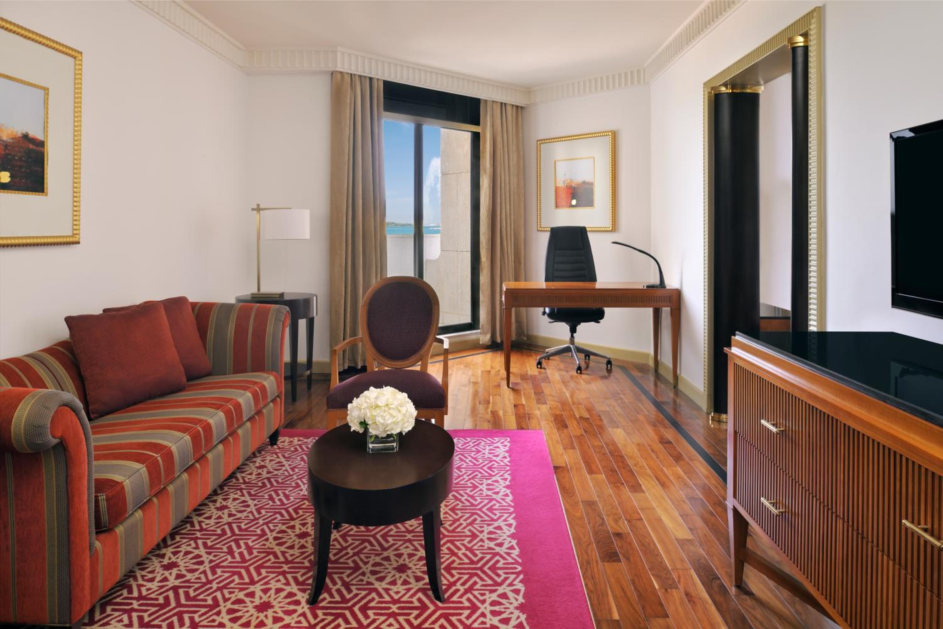 intercontinental jeddah by ihg
