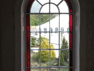 gomersal lodge hotel