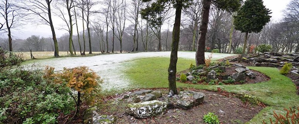 gomersal lodge hotel