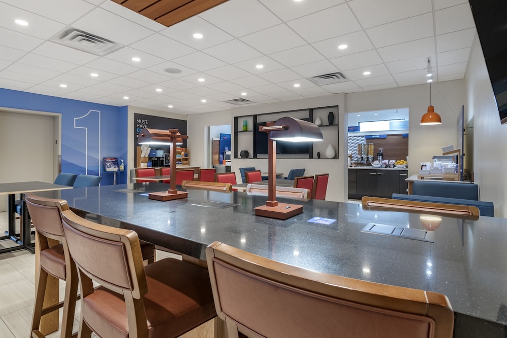 holiday inn express jonestown ft indiantown gap by ihg