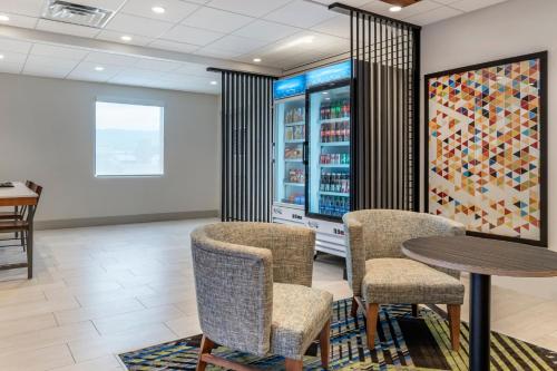 holiday inn express jonestown ft indiantown gap by ihg