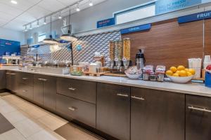 holiday inn express jonestown ft indiantown gap by ihg