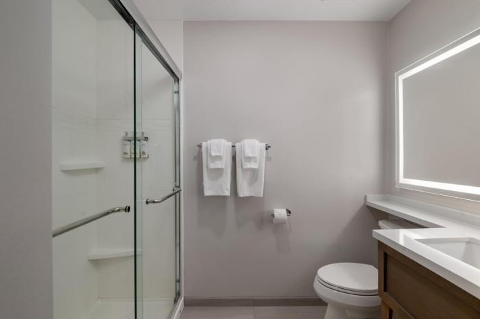 holiday inn express north palm beach oceanview by ihg
